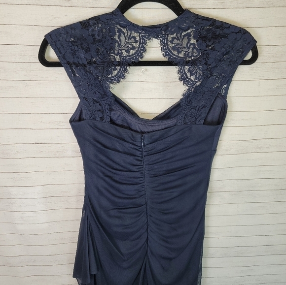 XSCAPE BY JOANNA CHEN NAVY LACE CAP SLEEVE SATIN DRESS, SZ 2 - Picture 10 of 11